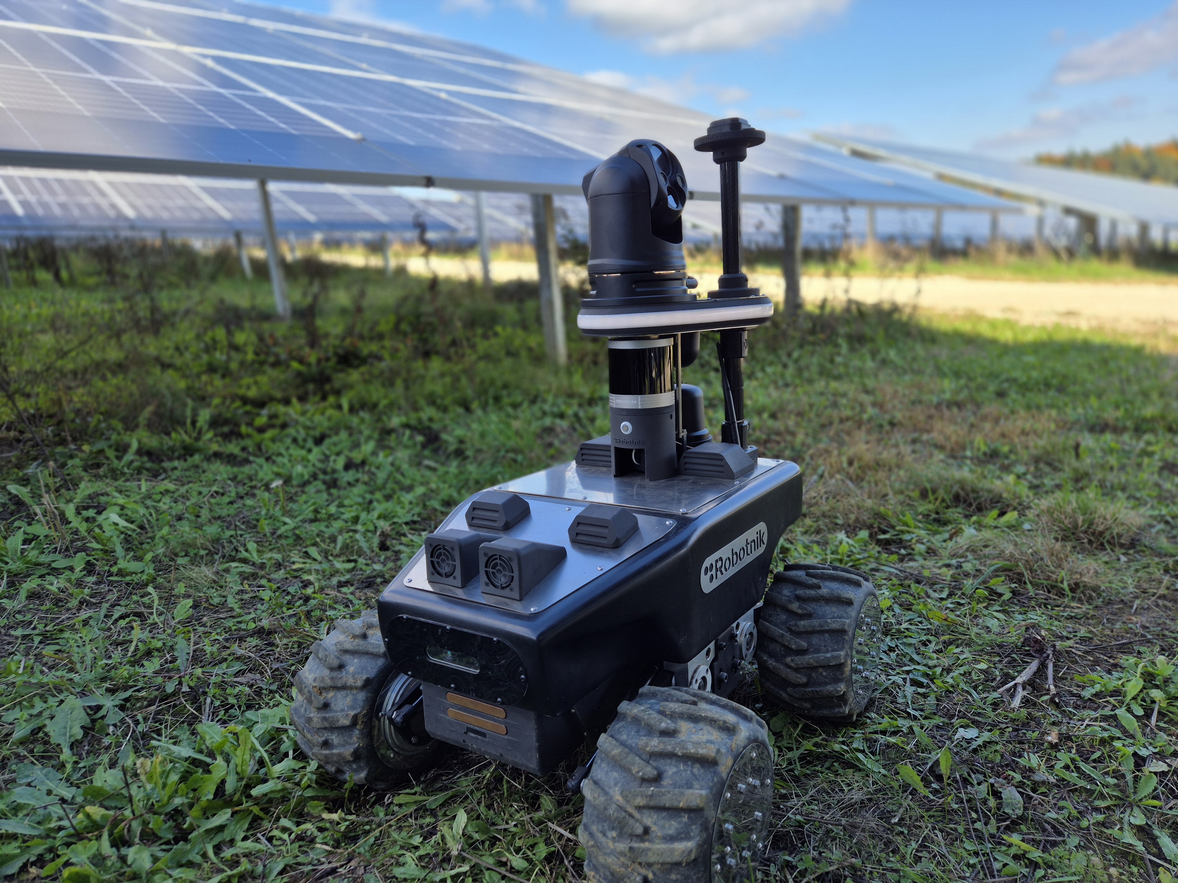 Close-up of 3D Lidar, Thermal Cameras, and sensor payloads